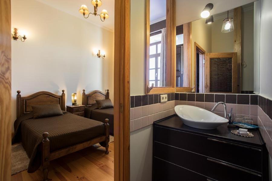 Solar Do Alambique Guest House Angeja Ngoại thất bức ảnh